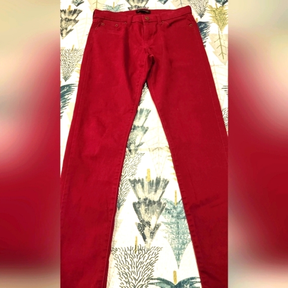 Banana Republic Skinny Fit Denim Jeans Womens 26 R Burgundy Mid Rise VDAY - Picture 1 of 4